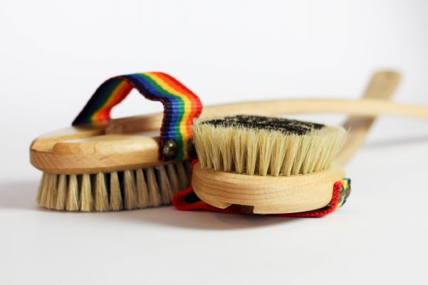 szczotka do kąpieli delikatna tęczowy uchwyt ekologiczna naturalna ecogift.pl